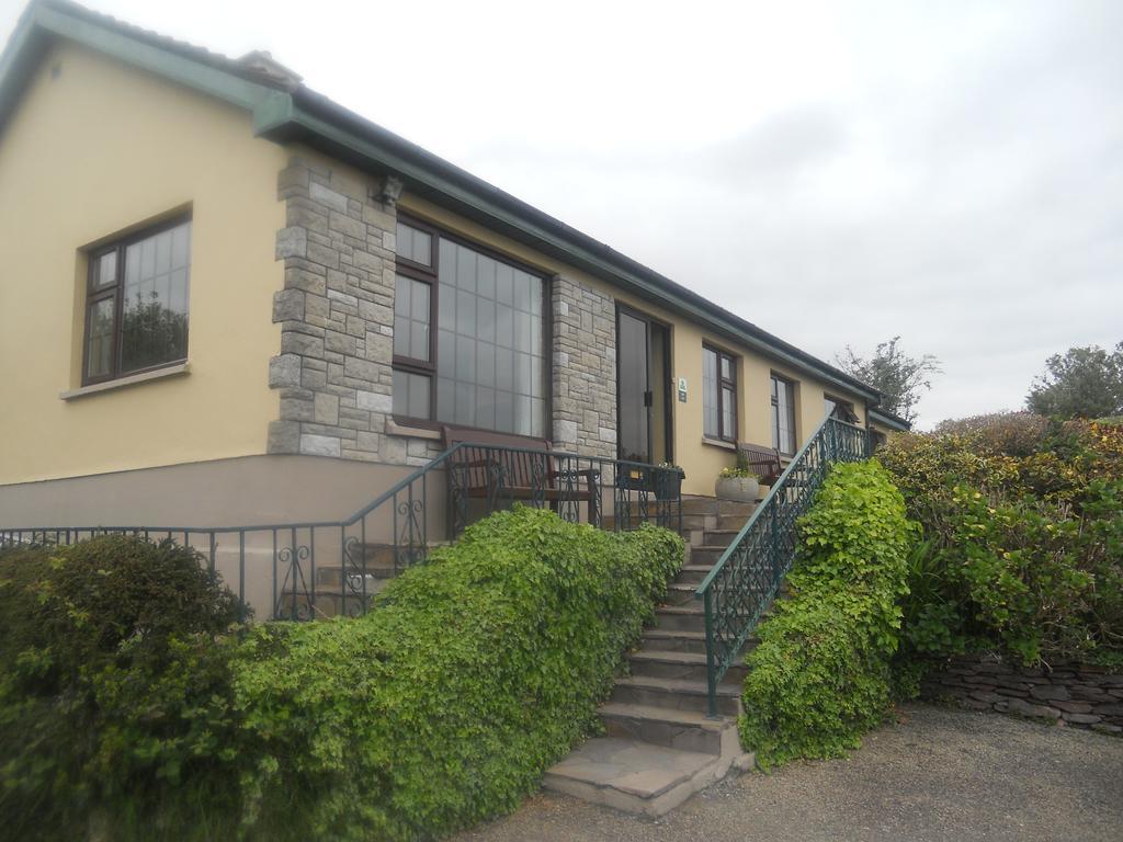 Villa Hillside Haven Tahilla Exterior foto